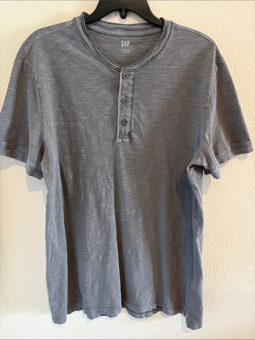 Set of (2) GAP Men's T shirts Short-Sleeve 1/4 button Henley 100% Cotton